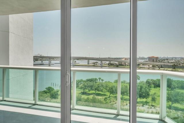 231 RIVERSIDE DR #709-1 — photo 8