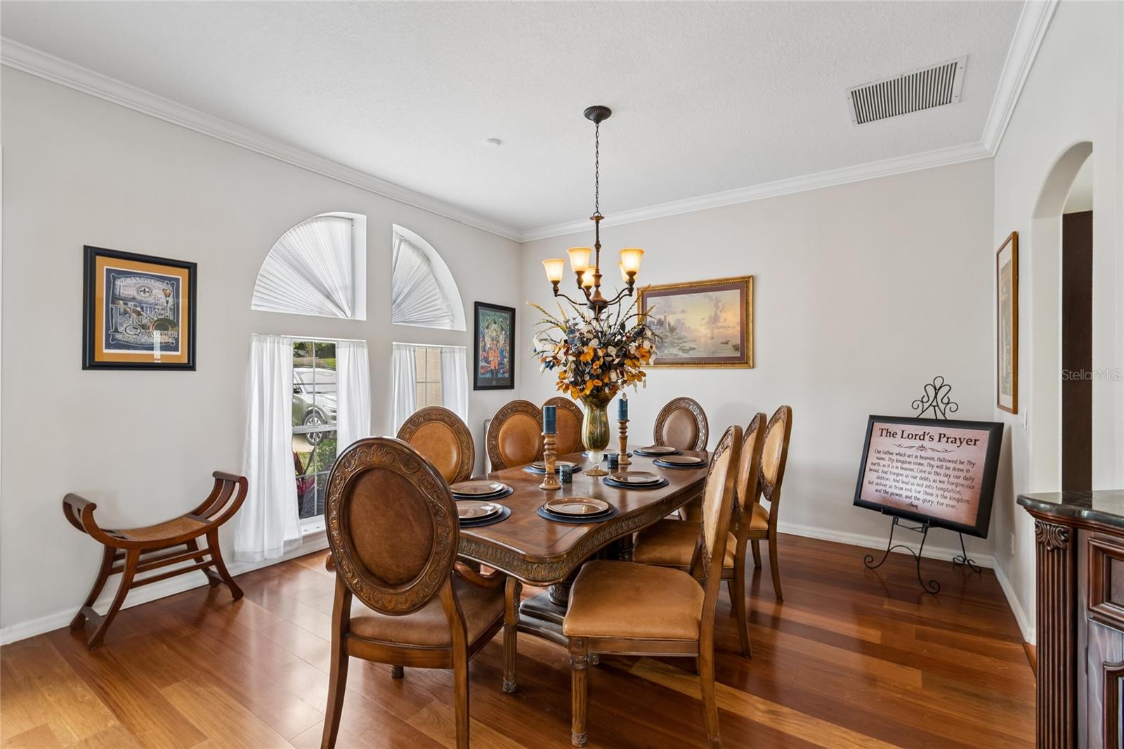 114 GLEN ABBEY LN — photo 8
