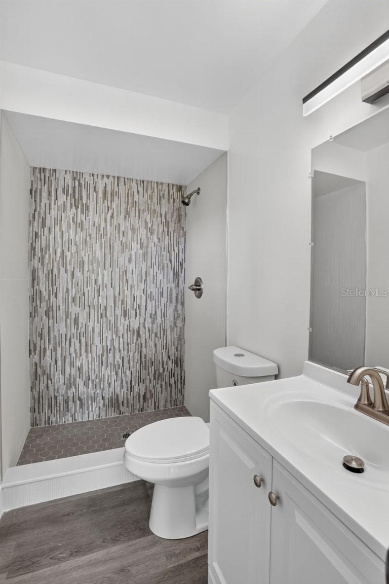 1013 SULLIVAN ST — photo 8