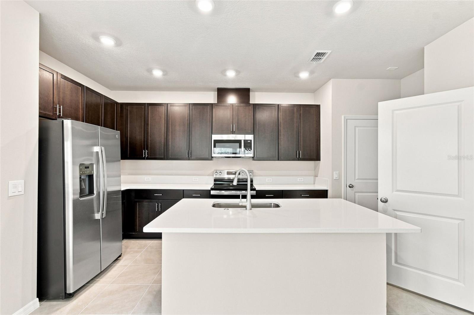 1132 WILD CREST LN — photo 3