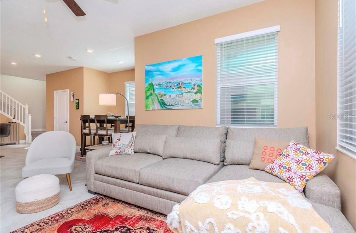 6827 CITRUS CREEK LN — photo 9