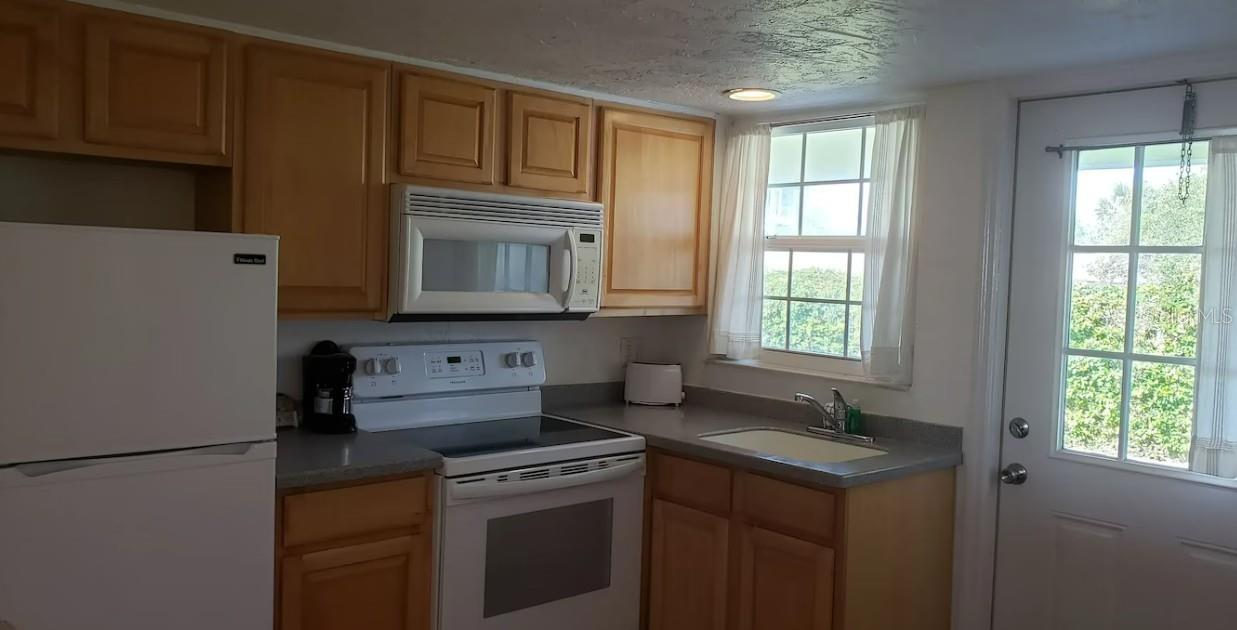 1700 S ATLANTIC AVE — photo 11