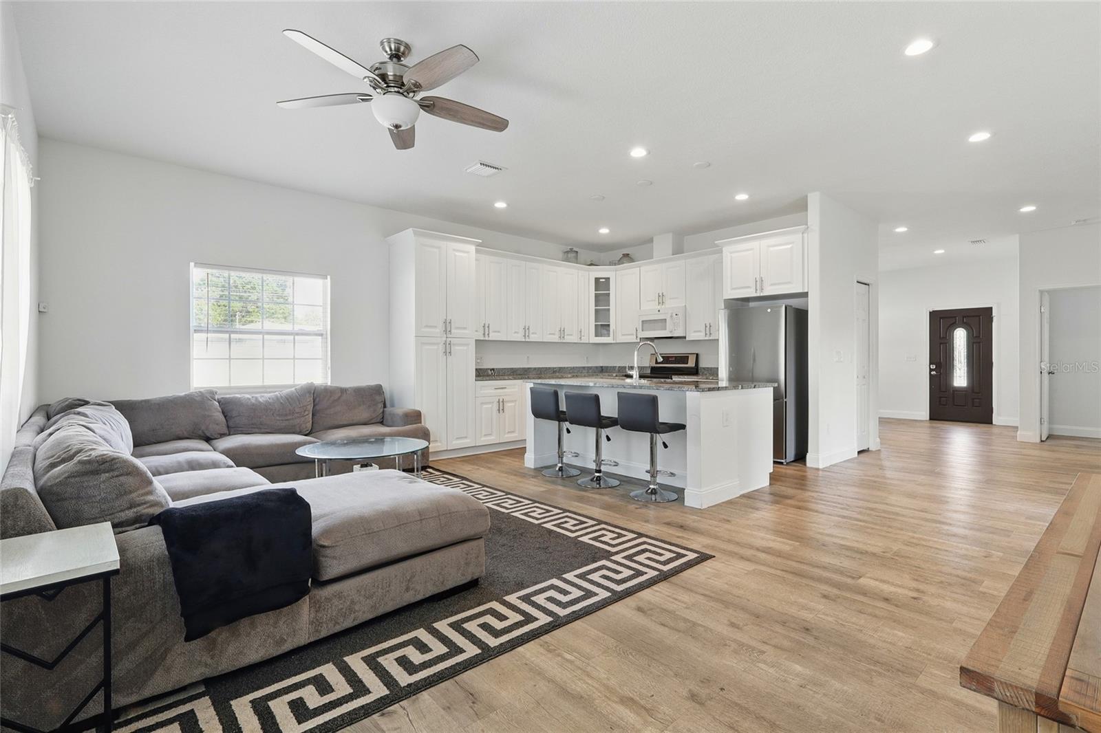 3024 W DOUGLAS ST — photo 6