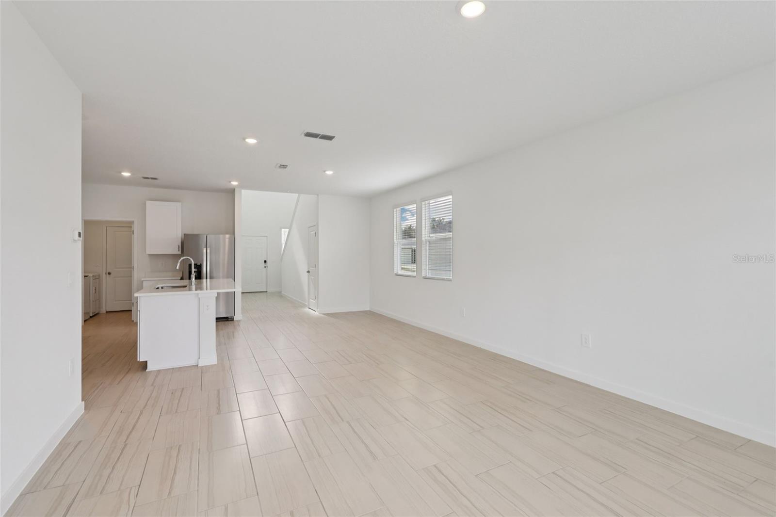 118 WANDERING CREEK WAY — photo 9