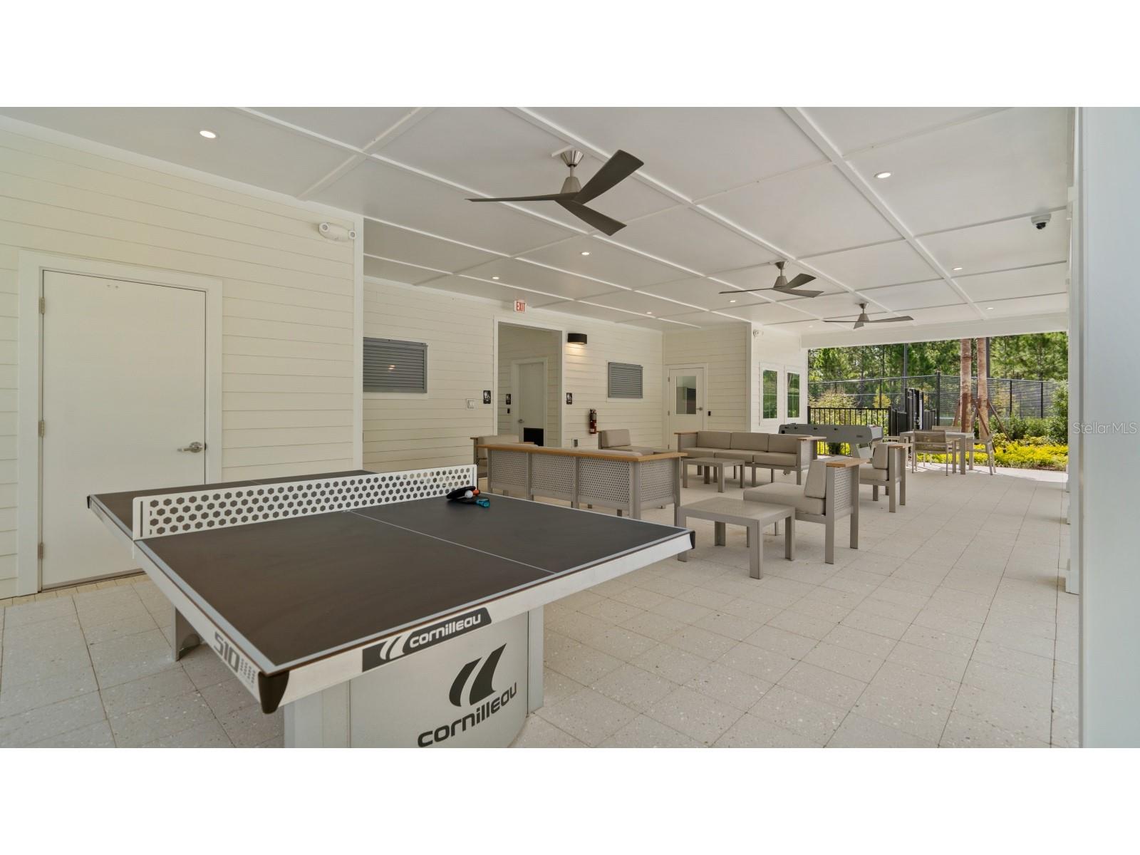 4 GARNI DR — photo 11