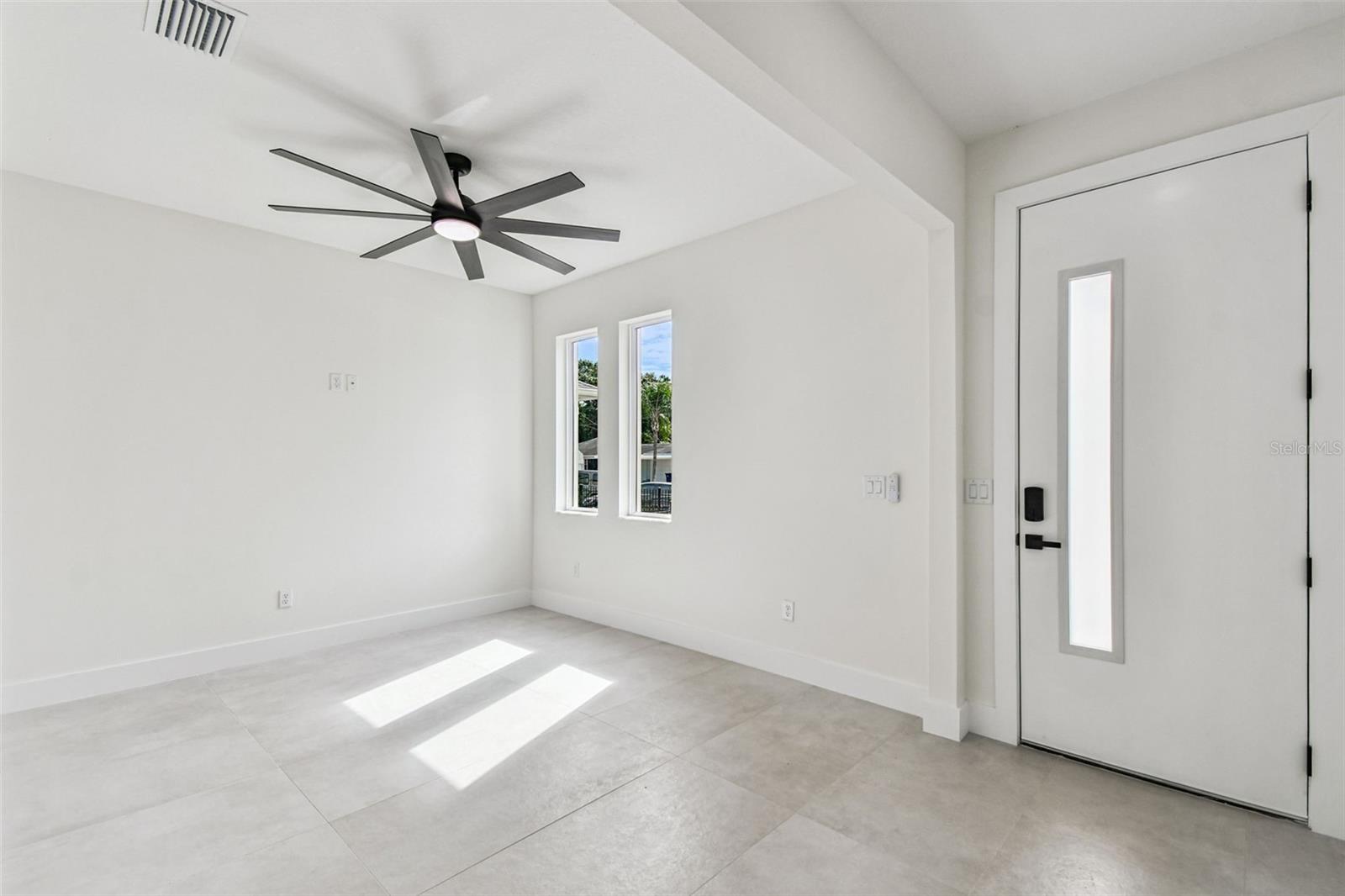 3017 W SPRUCE ST — photo 7