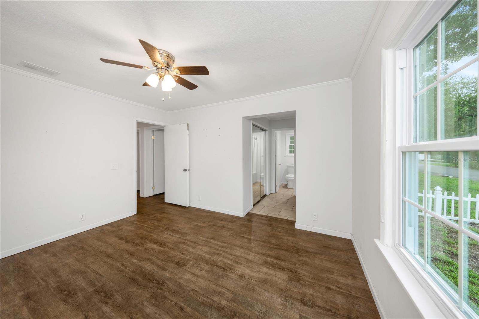 4602 W CHISHOLM ST — photo 10