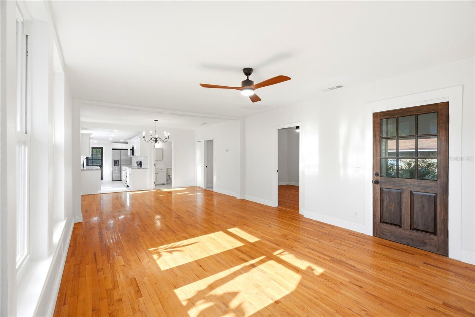 511 E FRANCES AVE — photo 8