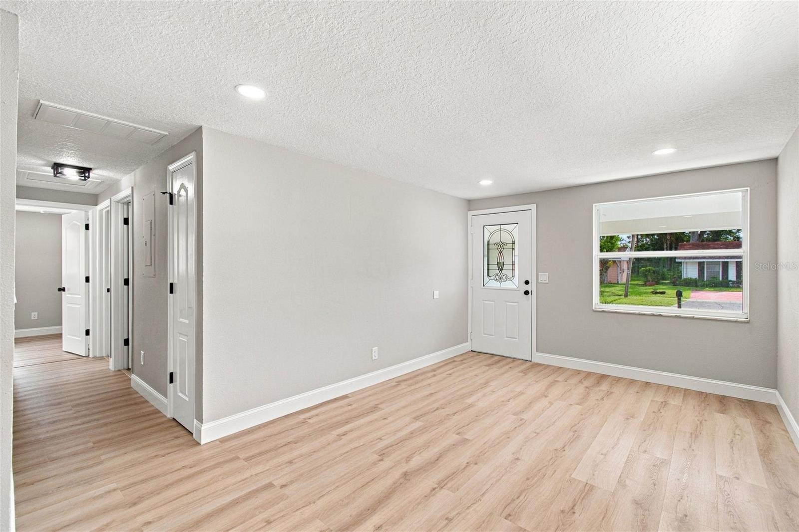 4606 ASHLAND DR — photo 7