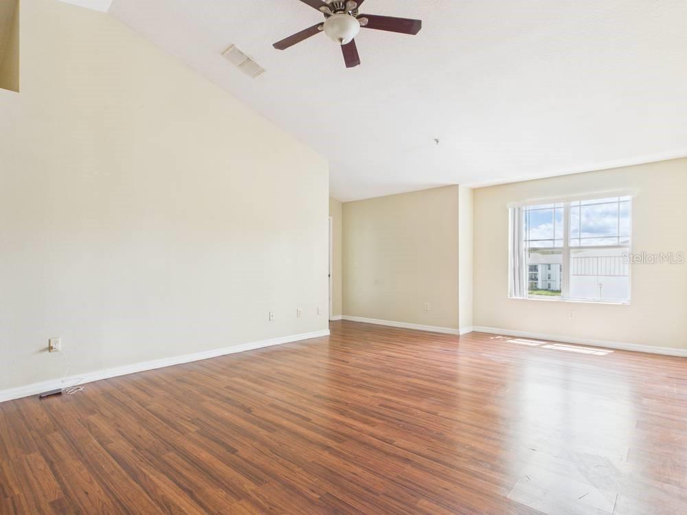 16337 ENCLAVE VILLAGE DR #16337 — photo 3