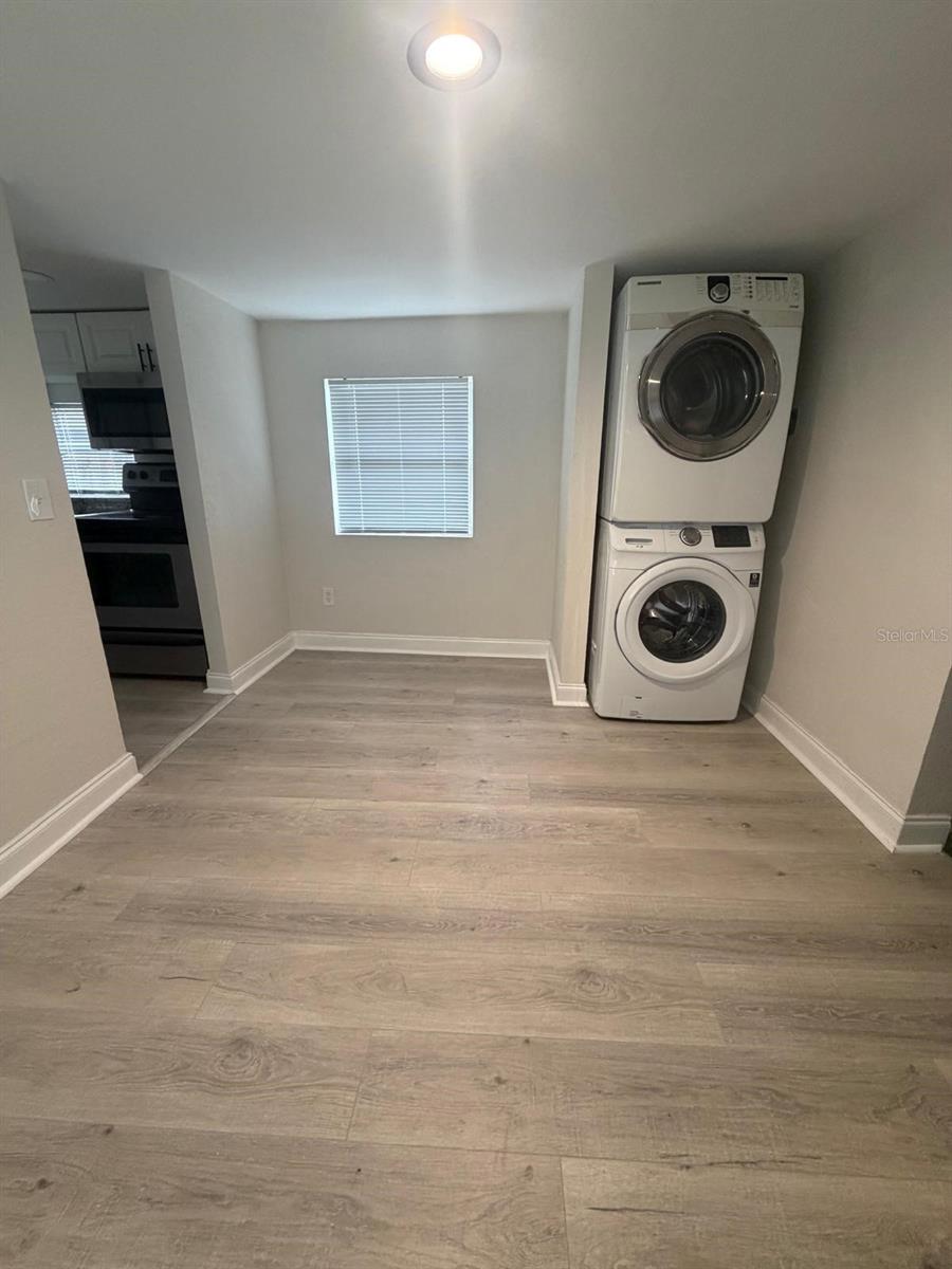 8424 N HIGHLAND AVE — photo 7