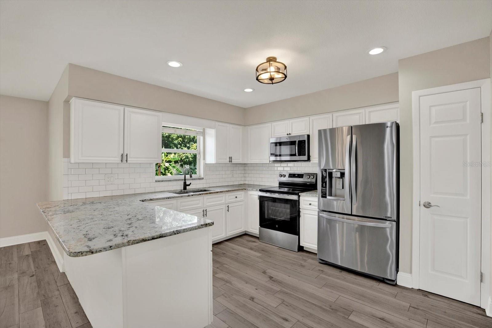 3009 W HEITER ST — photo 7