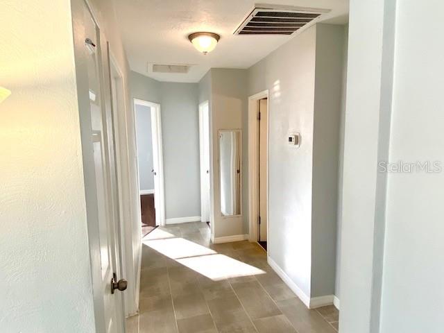 4109 W WALLACE AVE — photo 10