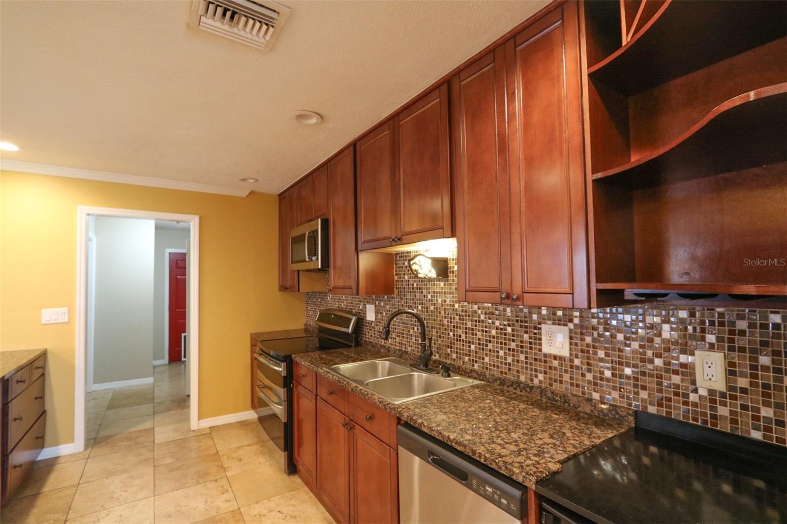4419 W EUCLID AVE — photo 10