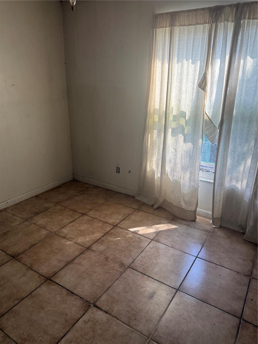10219 N NINEVAH RD — photo 3