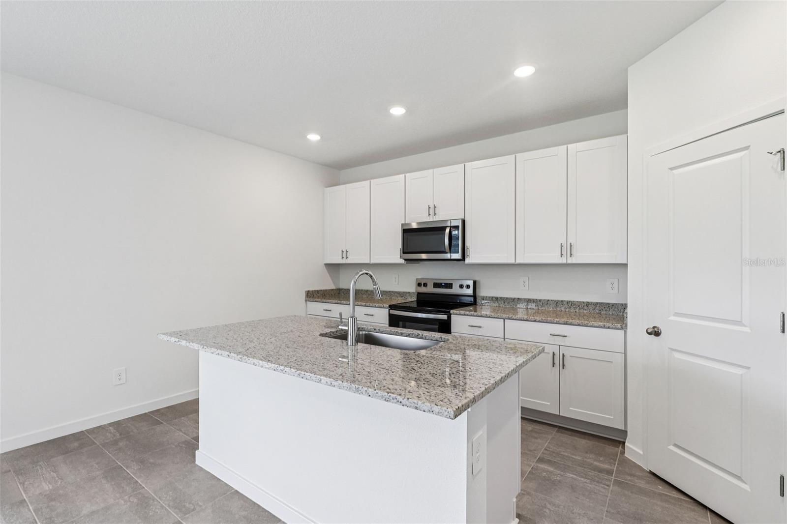 89 WANDERING CREEK WAY — photo 4