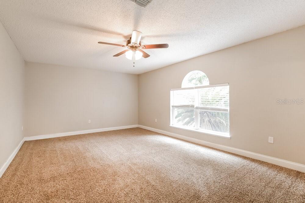 4231 STONEFIELD DR — photo 10