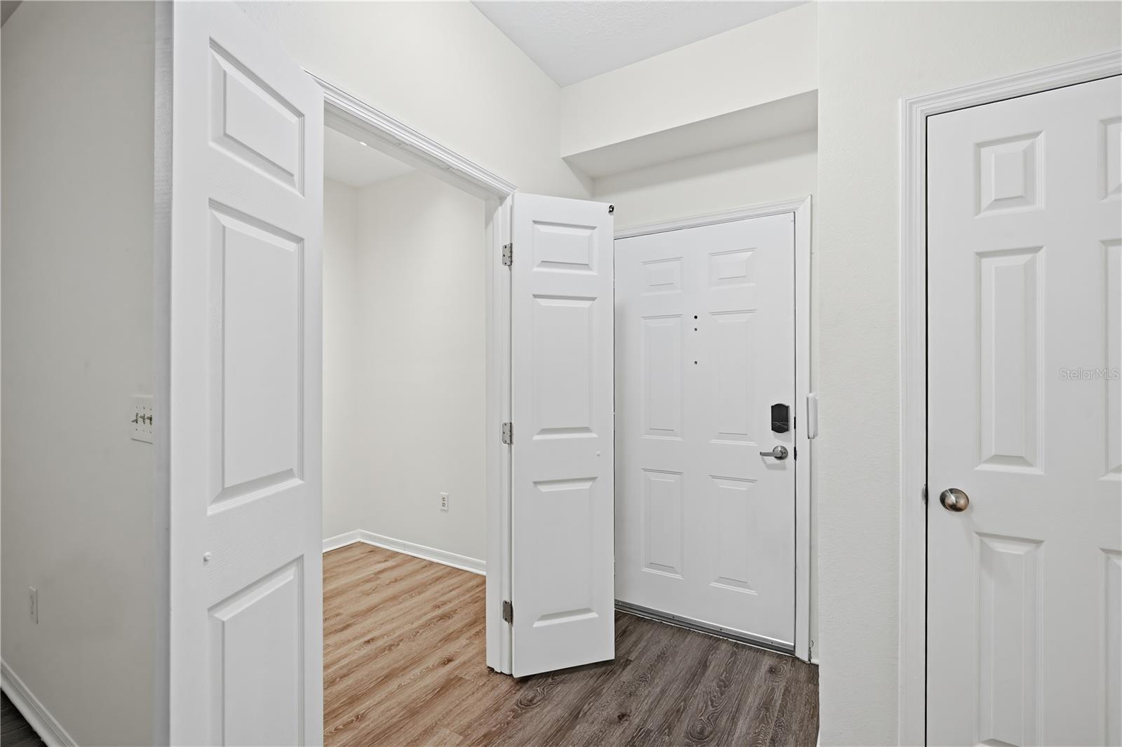 1910 E PALM AVE #9102 — photo 4