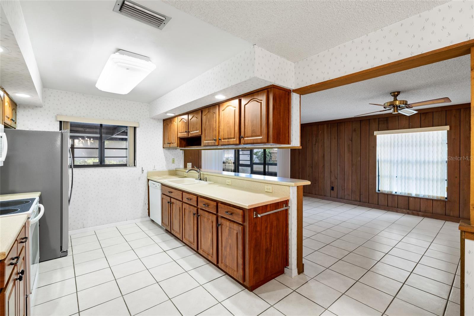 3307 DEL PRADO CT — photo 12