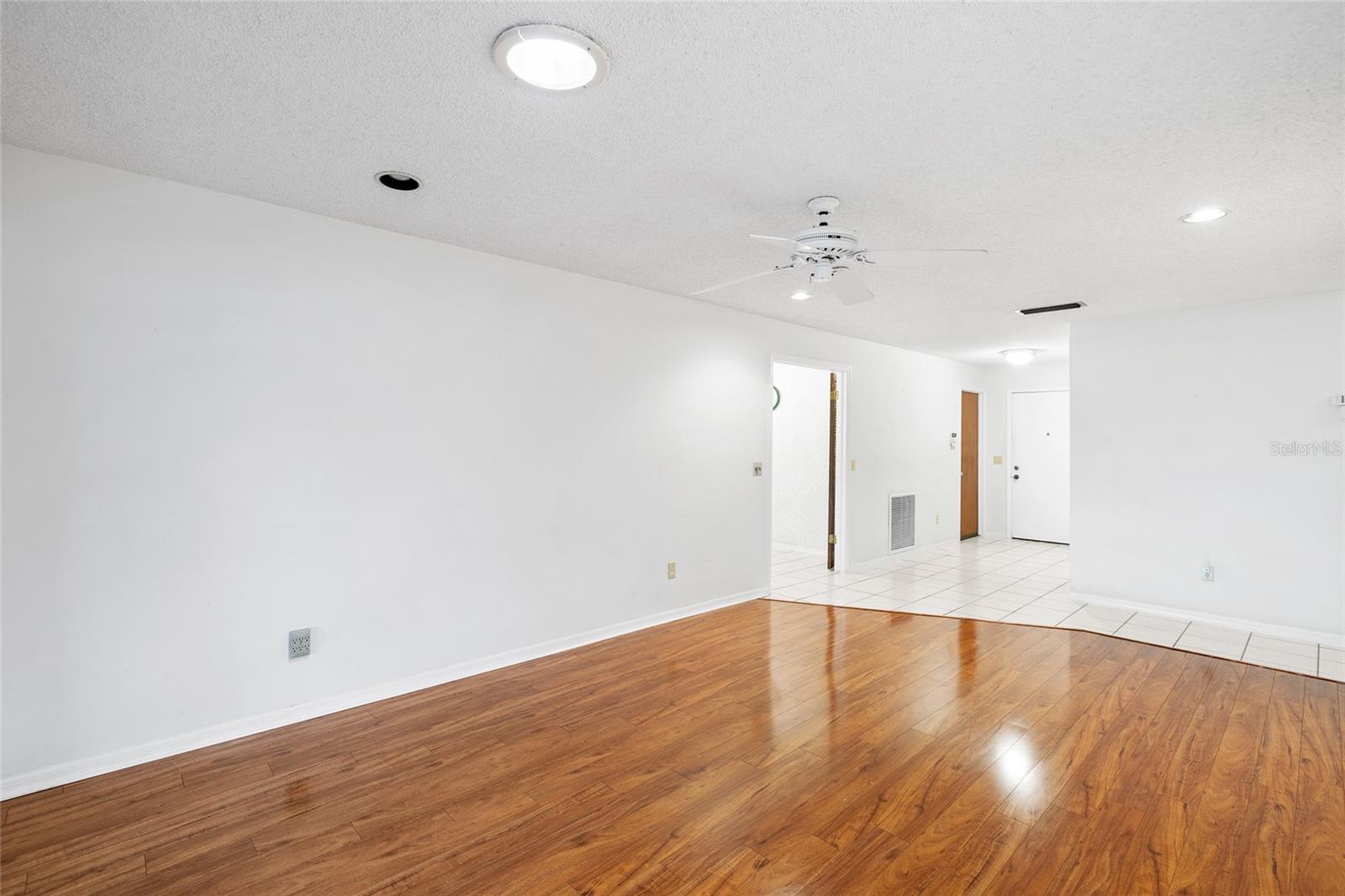 3307 DEL PRADO CT — photo 7