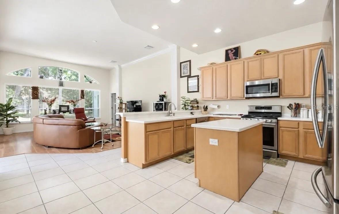 8357 GOLDEN PRAIRIE DR — photo 6