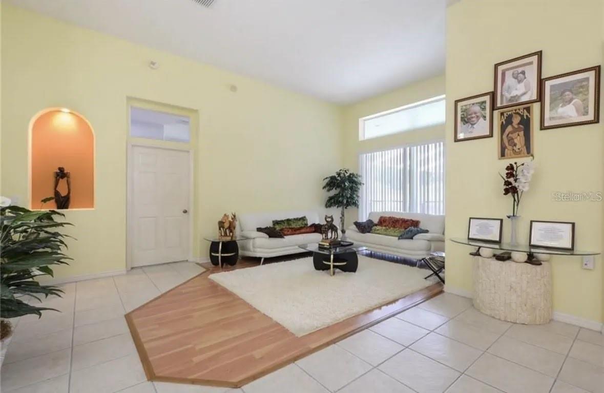 8357 GOLDEN PRAIRIE DR — photo 8