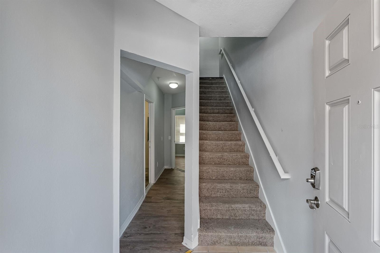 5721 LAS VENTANAS DR — photo 6