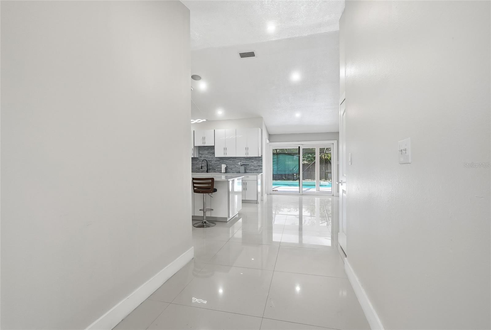 12726 BARRETT DR — photo 9