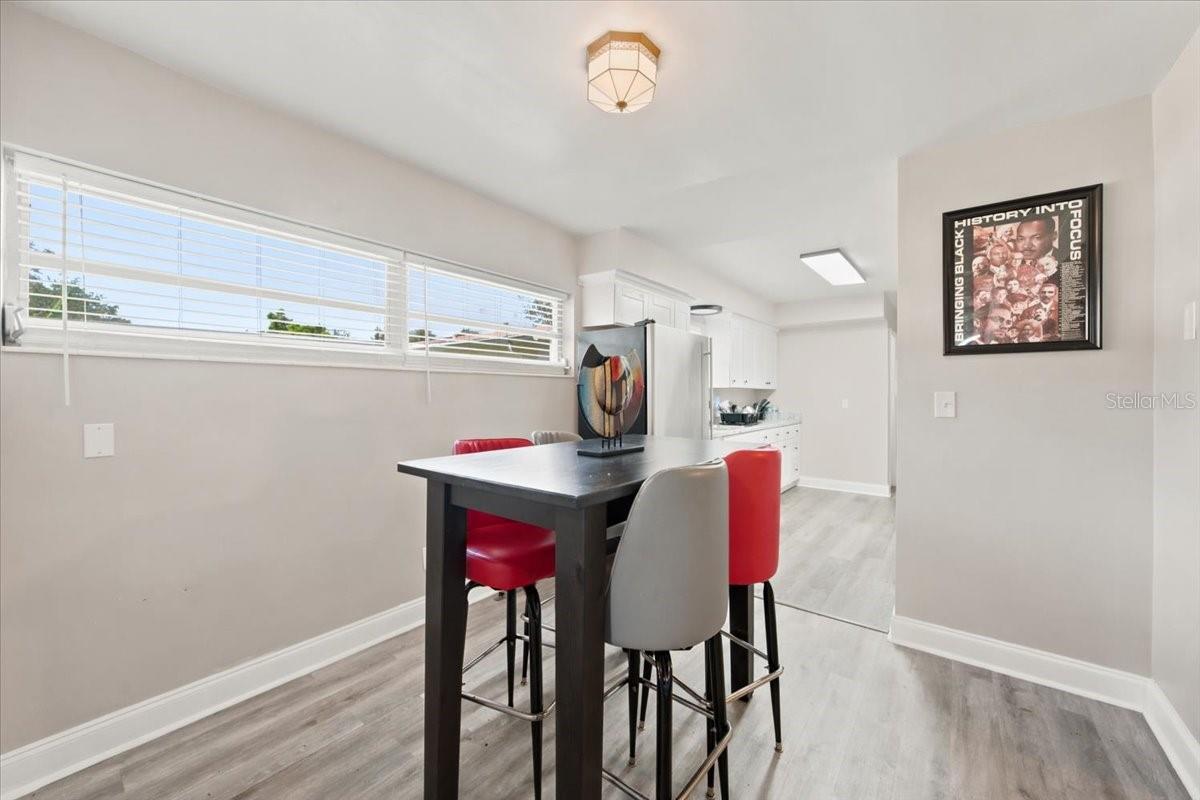 3002 W MARLIN AVE — photo 7