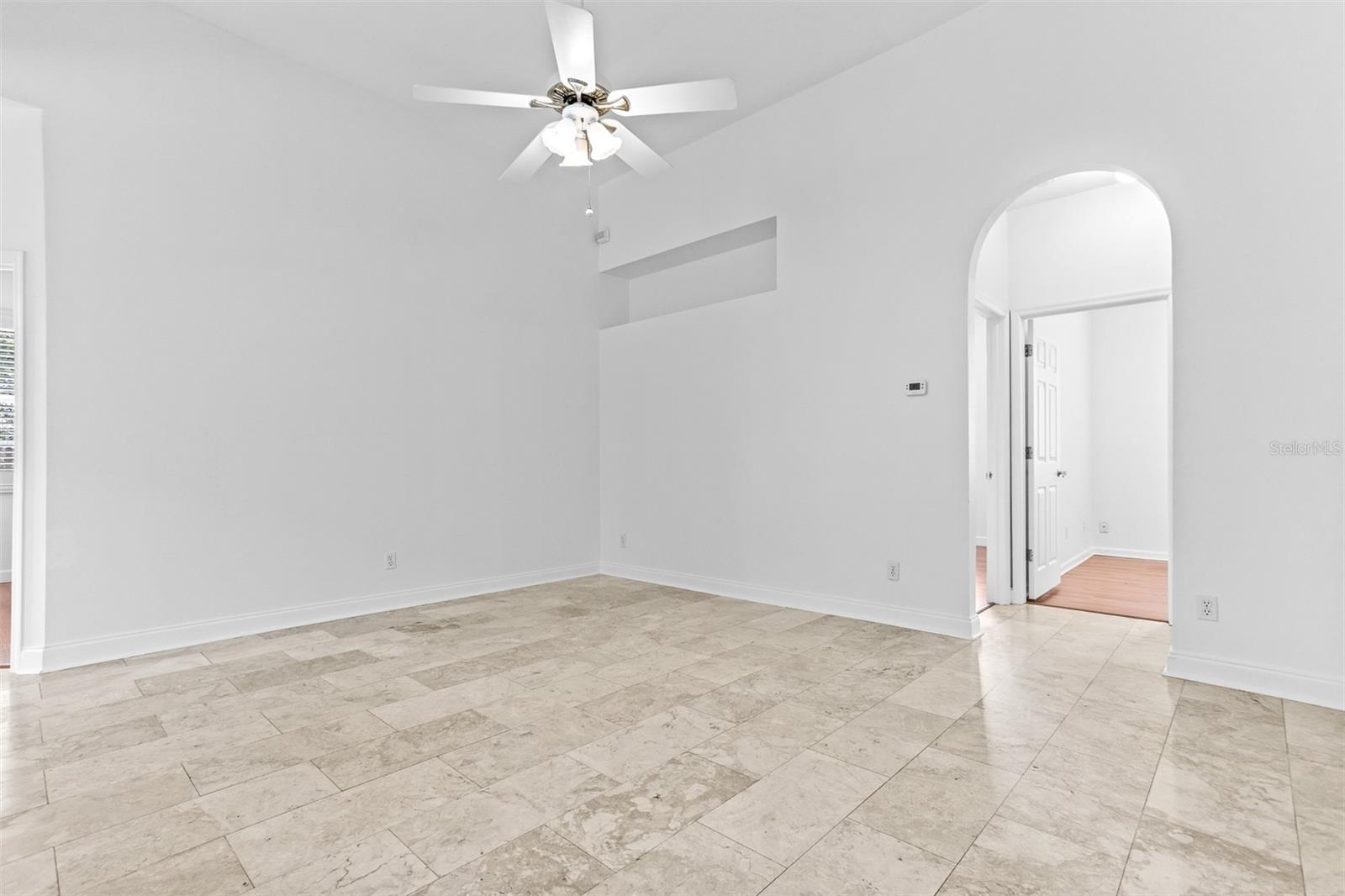 18120 PALM BREEZE DR — photo 10