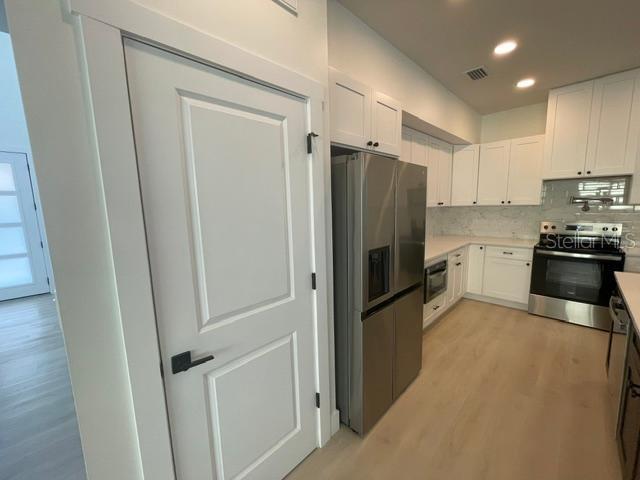 6315 S RICHARD AVE — photo 5