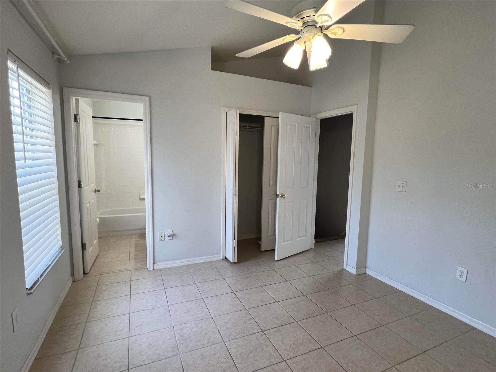 10008 TATE LN — photo 8