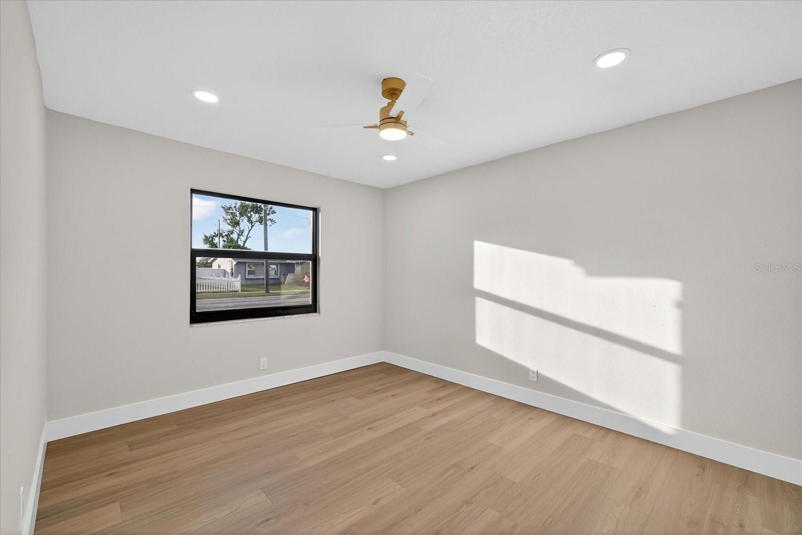 6107 COLE DR — photo 11