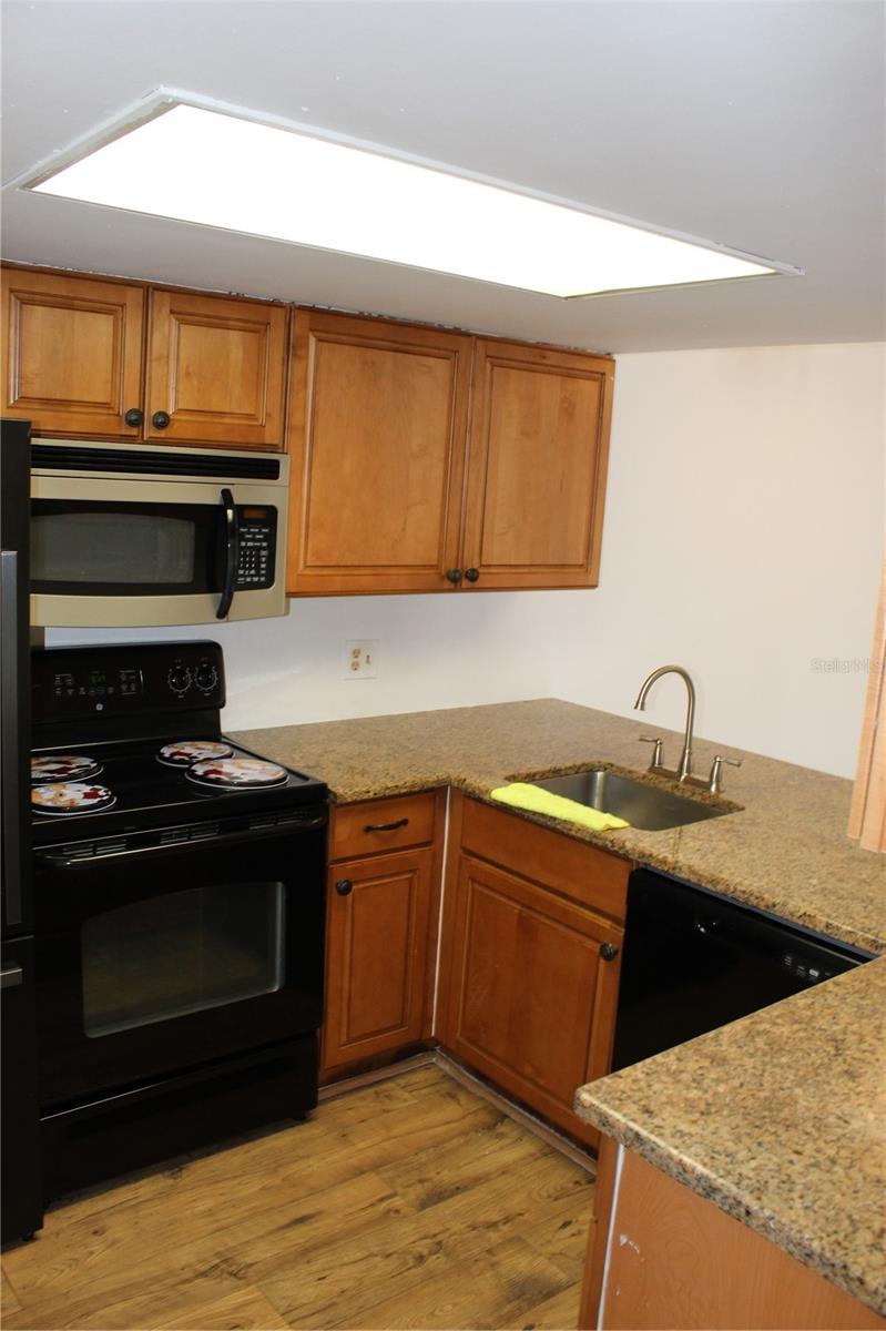 6912 EL CENTRO CT #1 — photo 6