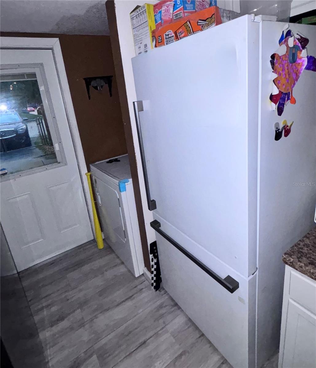 5030 TERRACE VILLAGE LN — photo 9