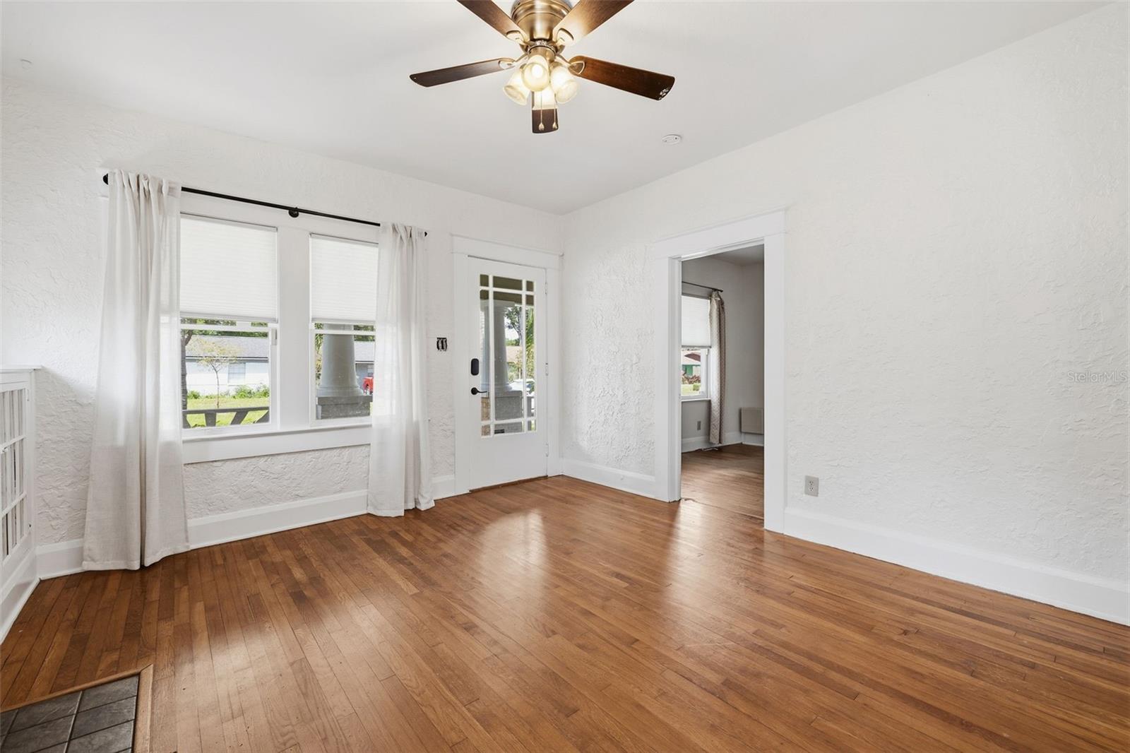 1309 E WILDER AVE — photo 9