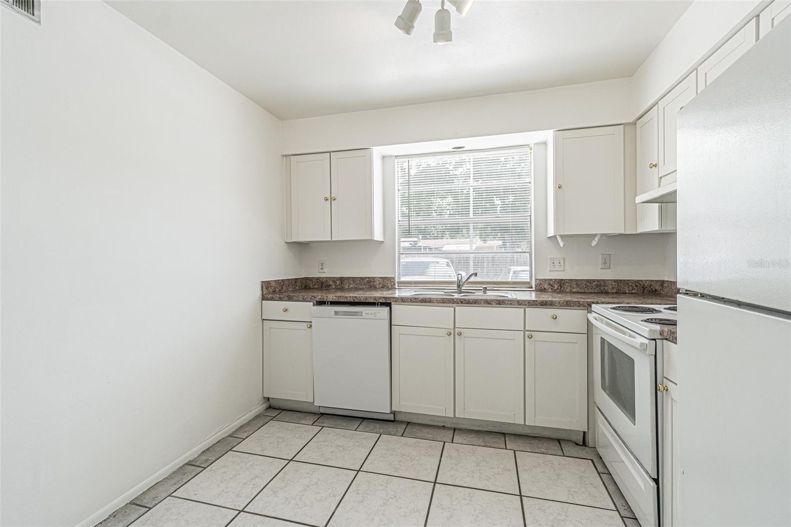 7517 ABONADO RD #7517 — photo 7