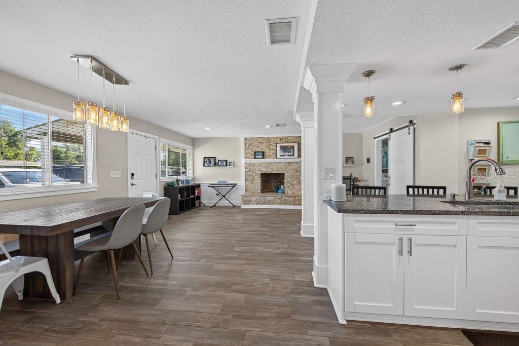 4710 W TRILBY AVE — photo 8