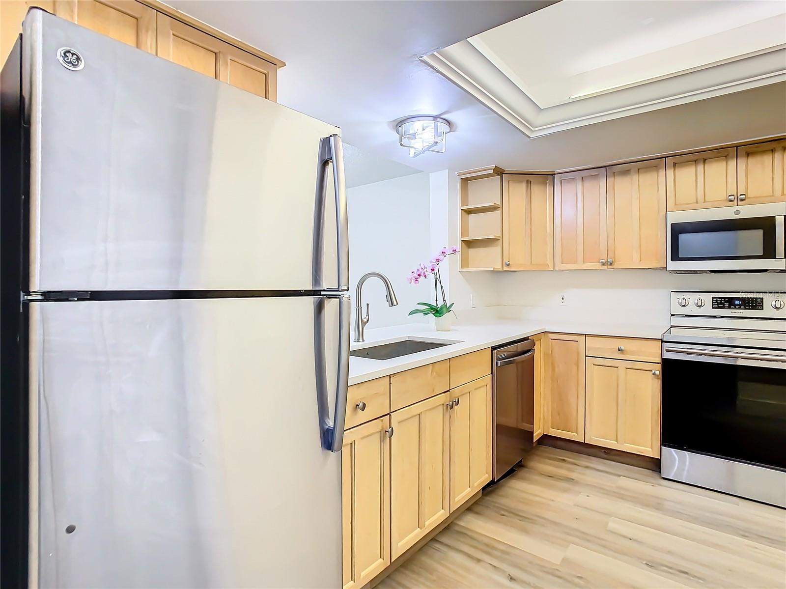 11237 CEDAR HOLLOW LN — photo 9