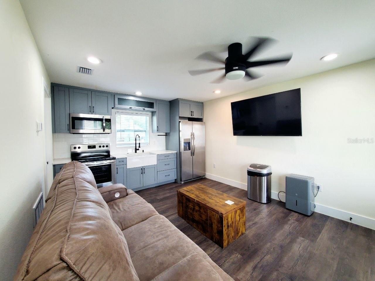 922 W KNOLLWOOD ST #2 — photo 7