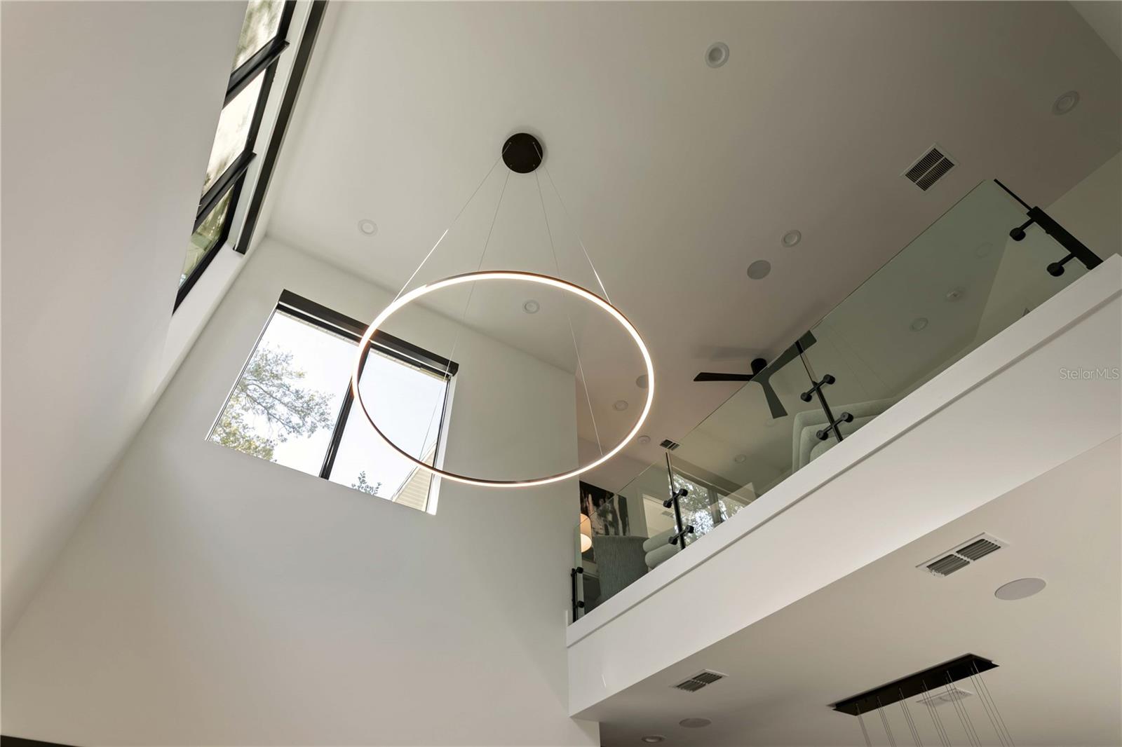 1322 W GRACE ST — photo 11