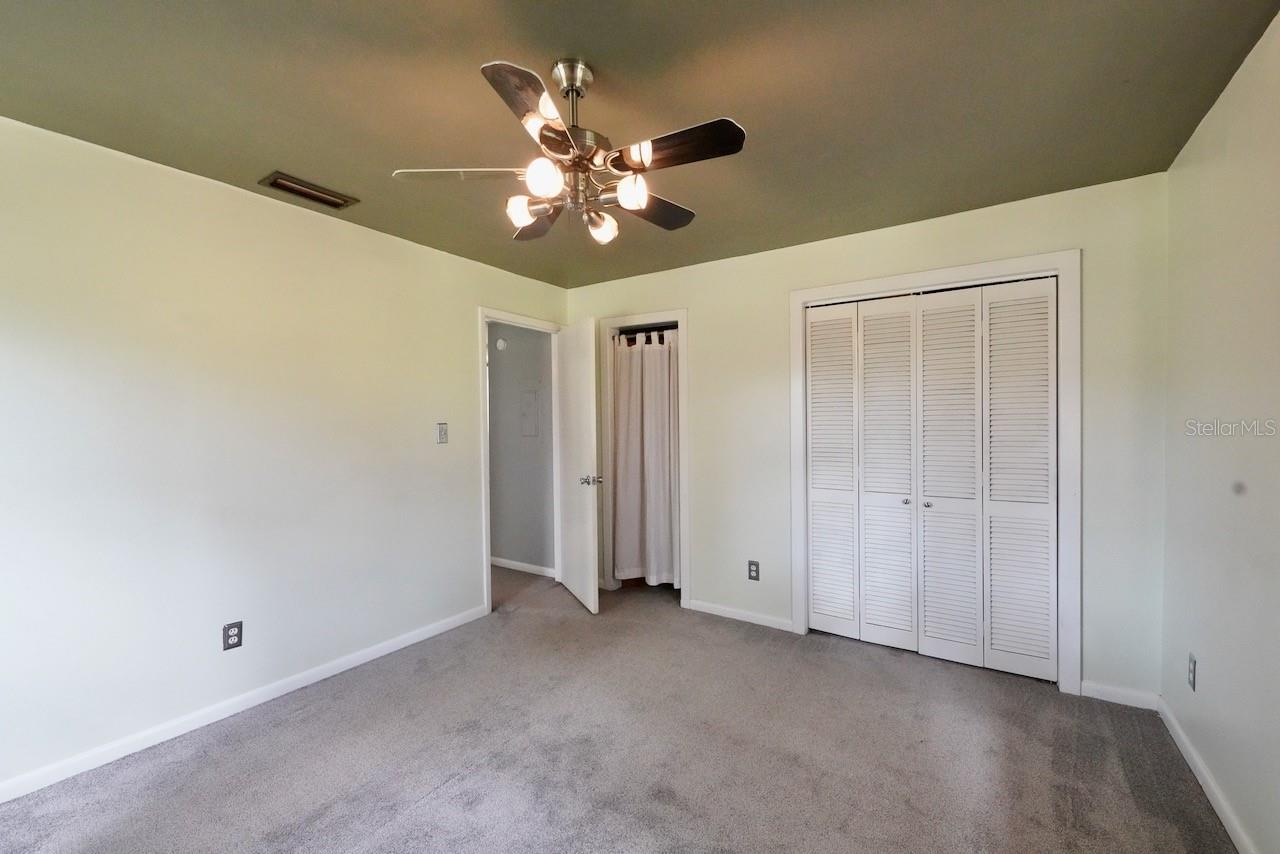 10210 DAVIS RD — photo 11