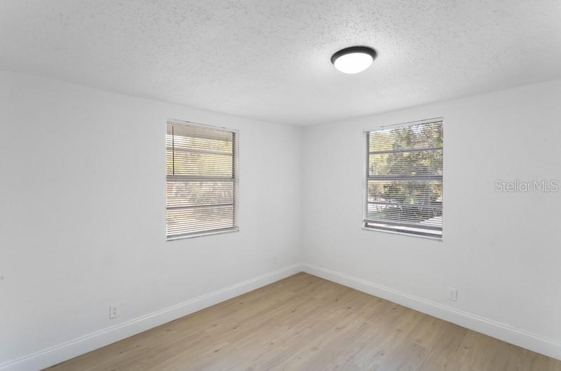 12703 N 15TH ST — photo 12