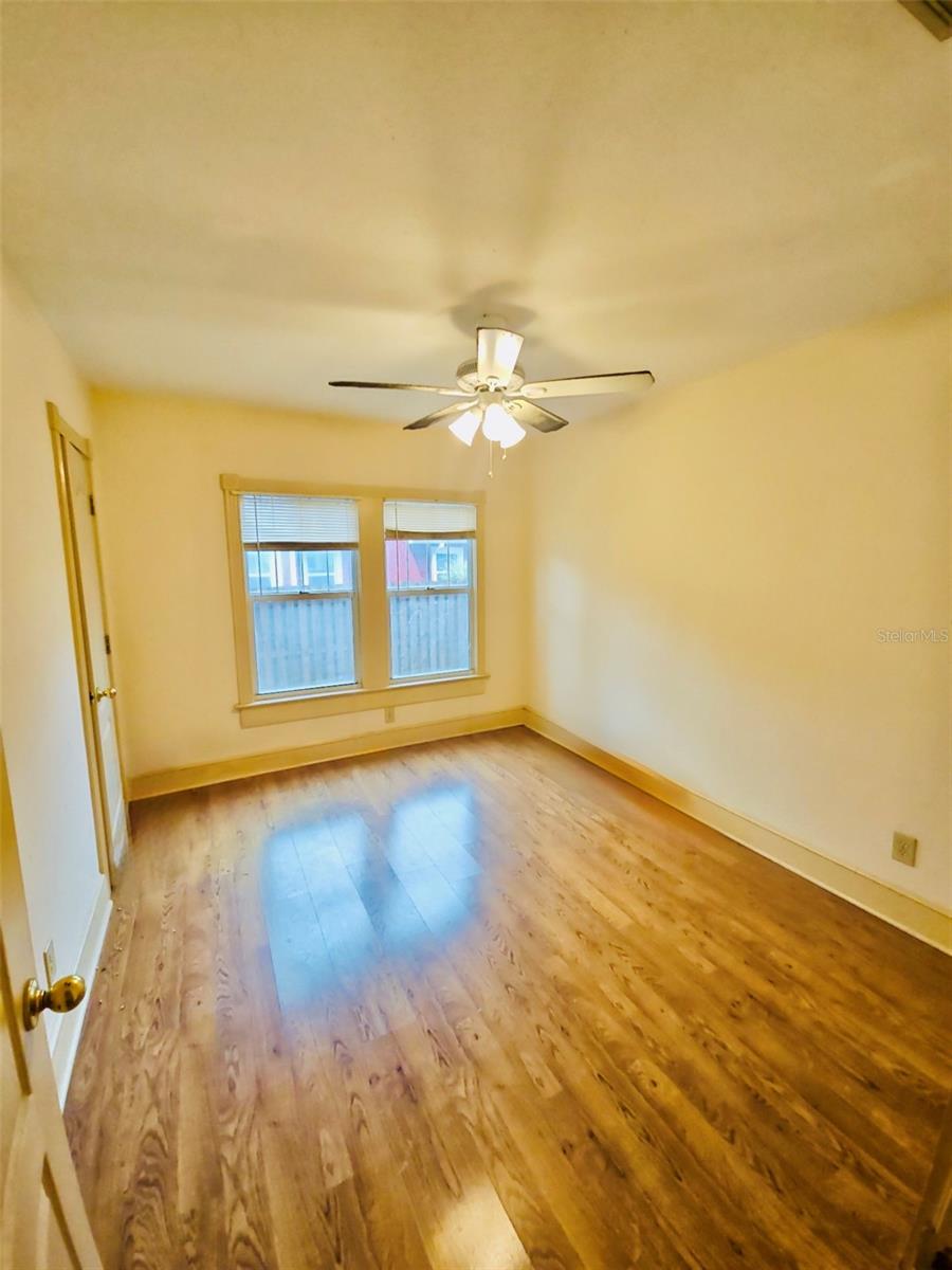 14 HAMILTON HEATH DR #B — photo 9