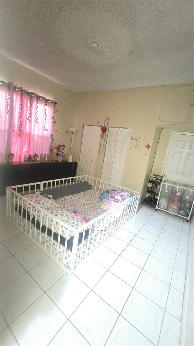 1208 E 26TH AVE — photo 5