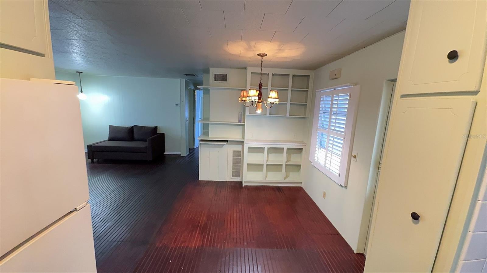 4851 W GANDY BLVD #B4L12 — photo 11