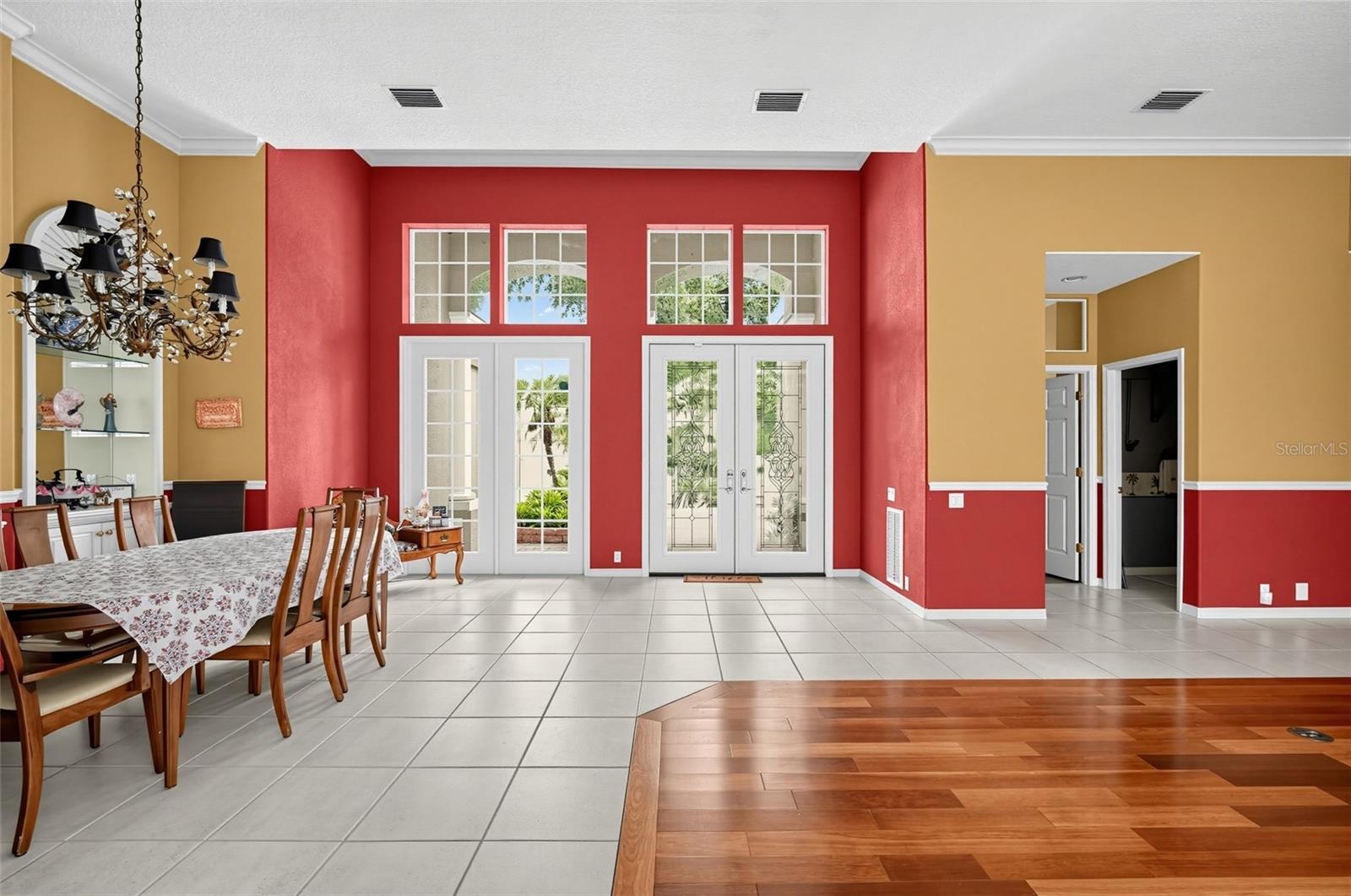 9108 WOODRIDGE RUN DR — photo 11