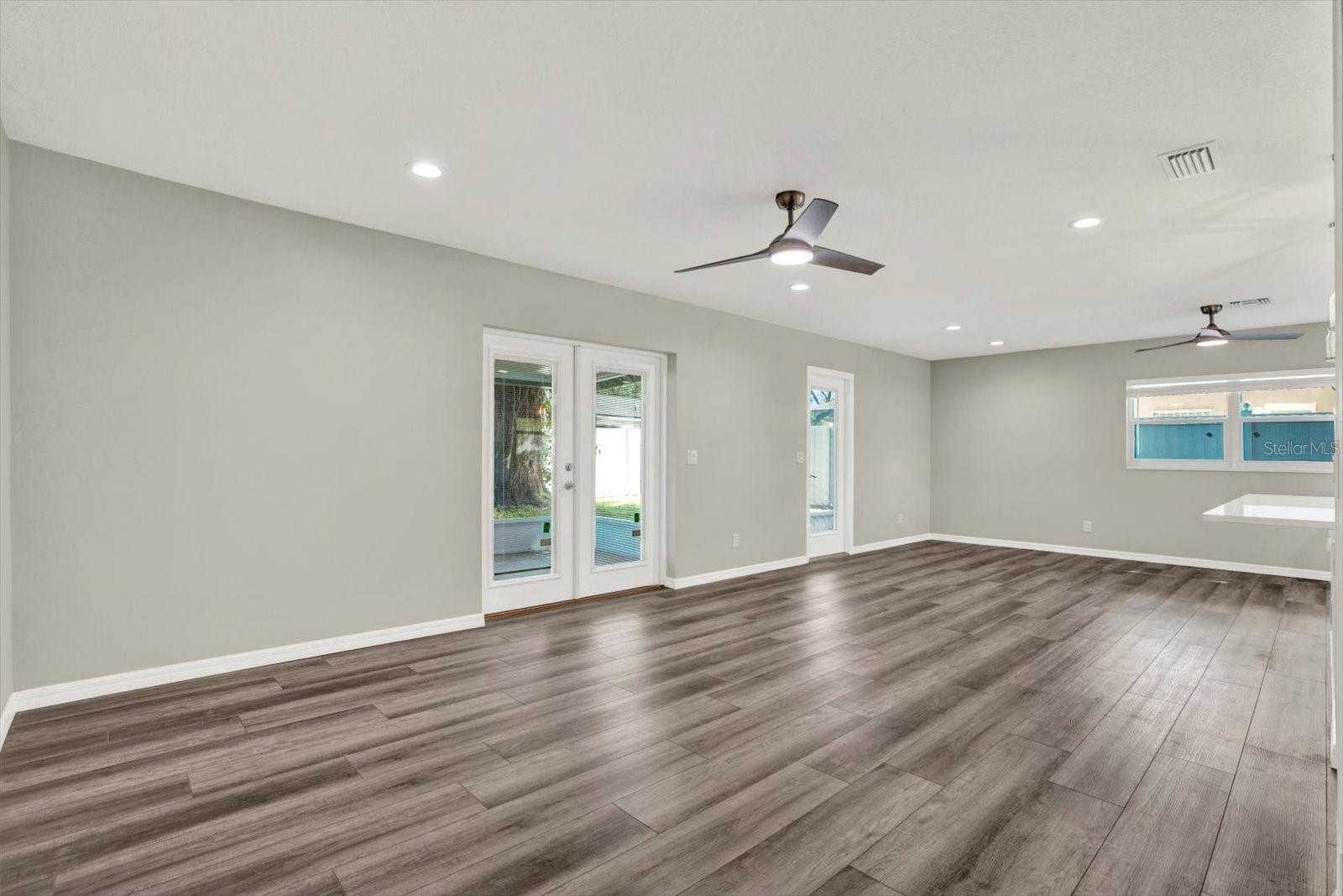7505 W HENRY AVE — photo 11