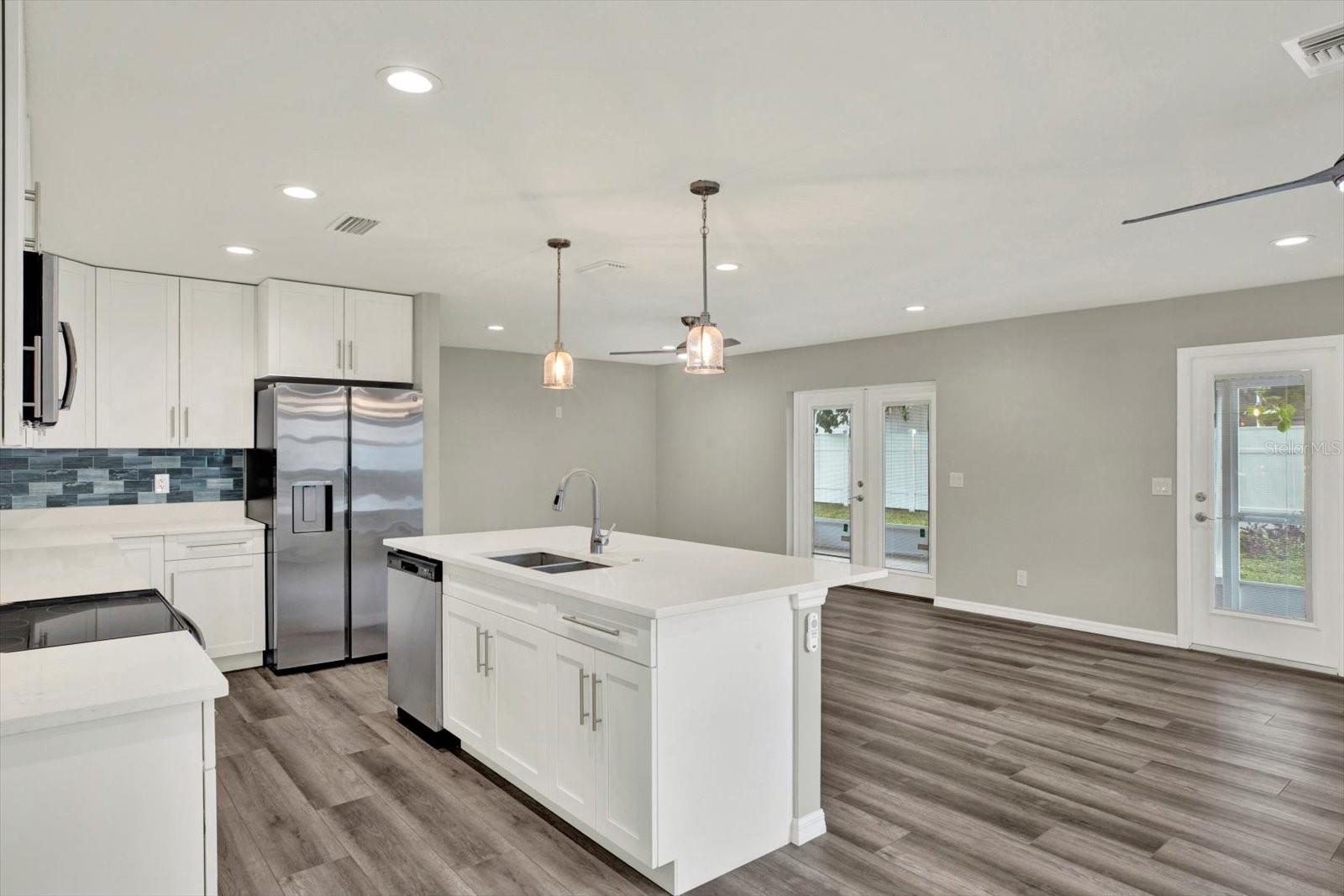 7505 W HENRY AVE — photo 5