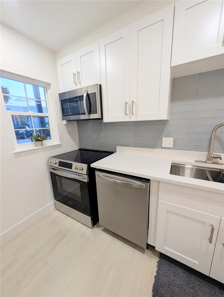 4507 S OAK DR #P31 — photo 4